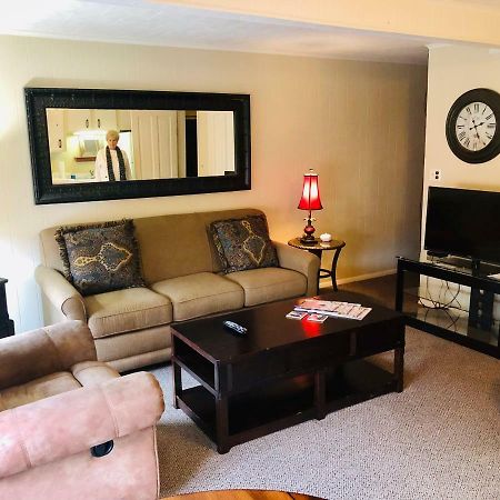 Galena Penthouse Overlooking Main Street With Free Off Street Parking מראה חיצוני תמונה