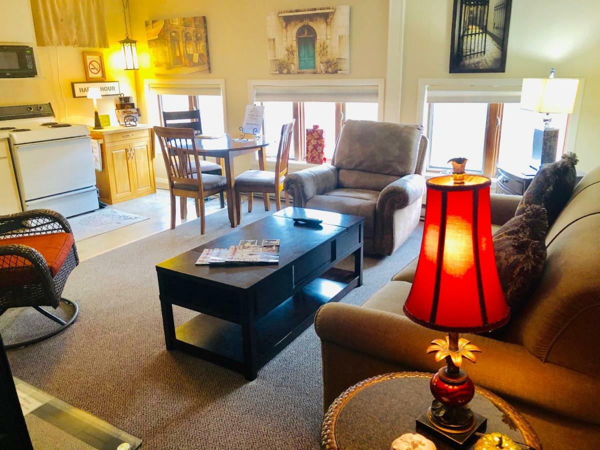 Galena Penthouse Overlooking Main Street With Free Off Street Parking מראה חיצוני תמונה